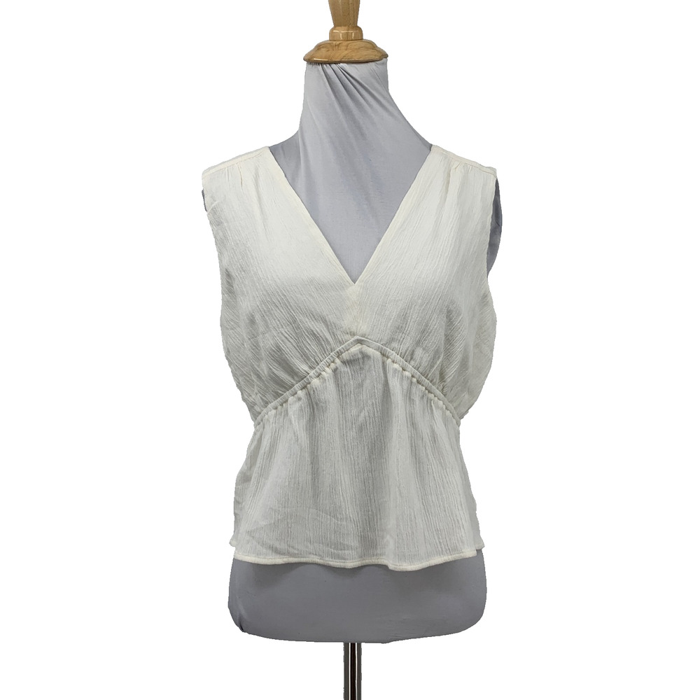 Banana Republic Top Women Small Ivory Pleated Crinkle Empire Waist VNeck Cropped